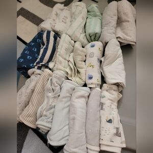 Pack of 19 unisex burp clothes small and large sizes various brands